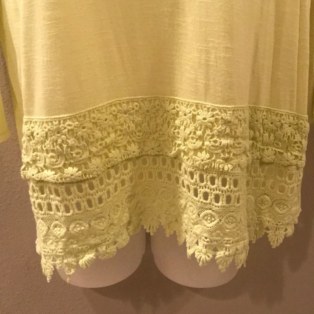 Blouse - Picture 3 of 4